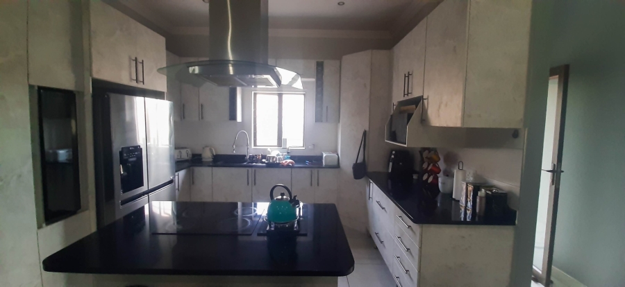 To Let 3 Bedroom Property for Rent in Geelhoutpark North West